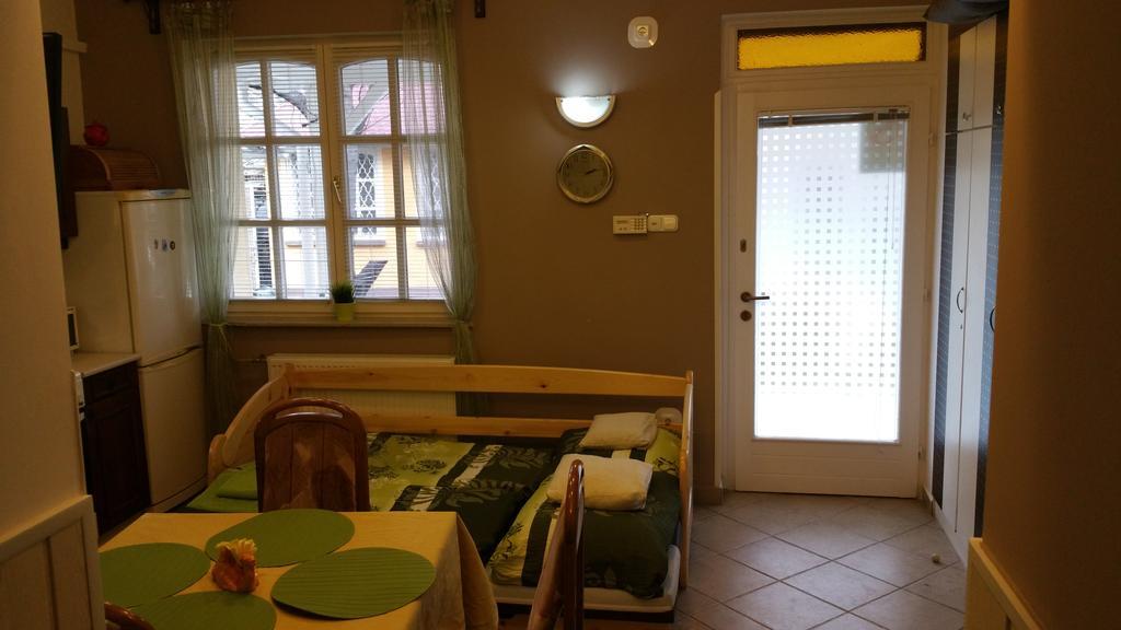 Apartment Patricia With Garden Budapest Room photo