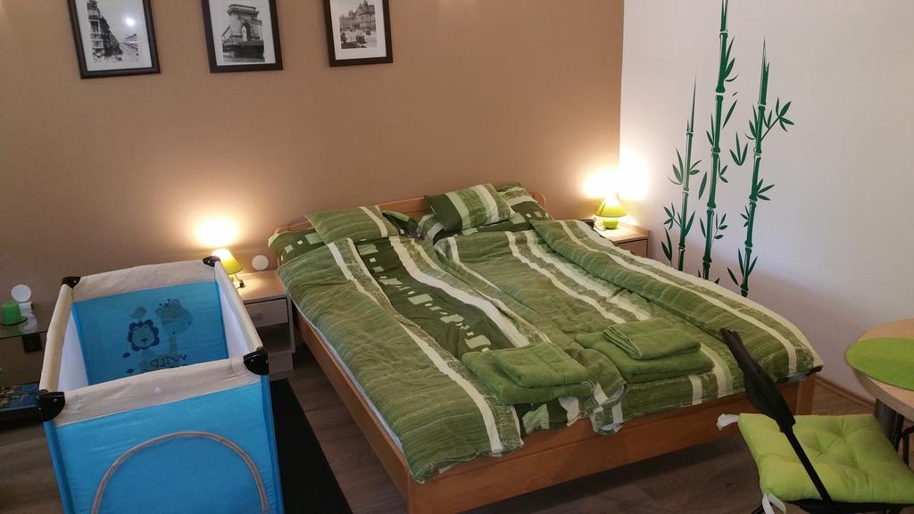 Apartment Patricia With Garden Budapest Room photo