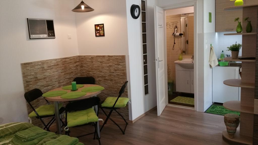 Apartment Patricia With Garden Budapest Room photo