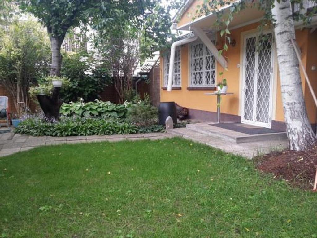 Apartment Patricia With Garden Budapest Room photo